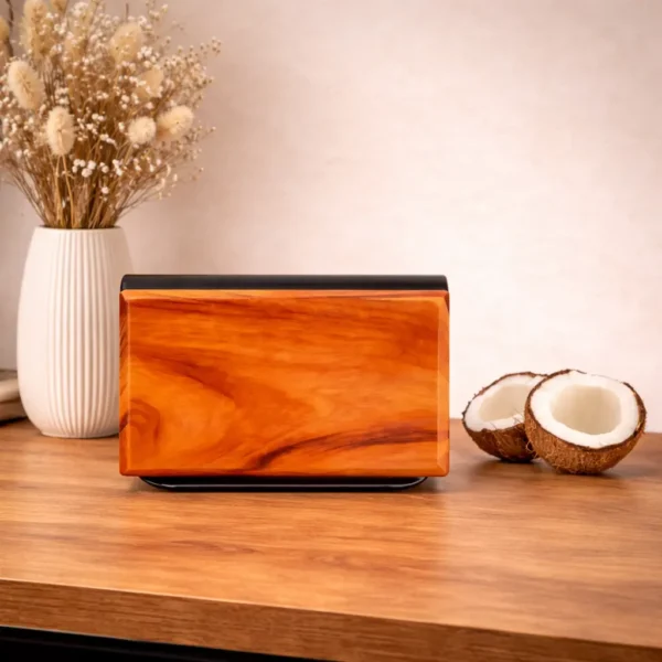 Natural Wood Car Air Freshener – Teak Amber Scent
